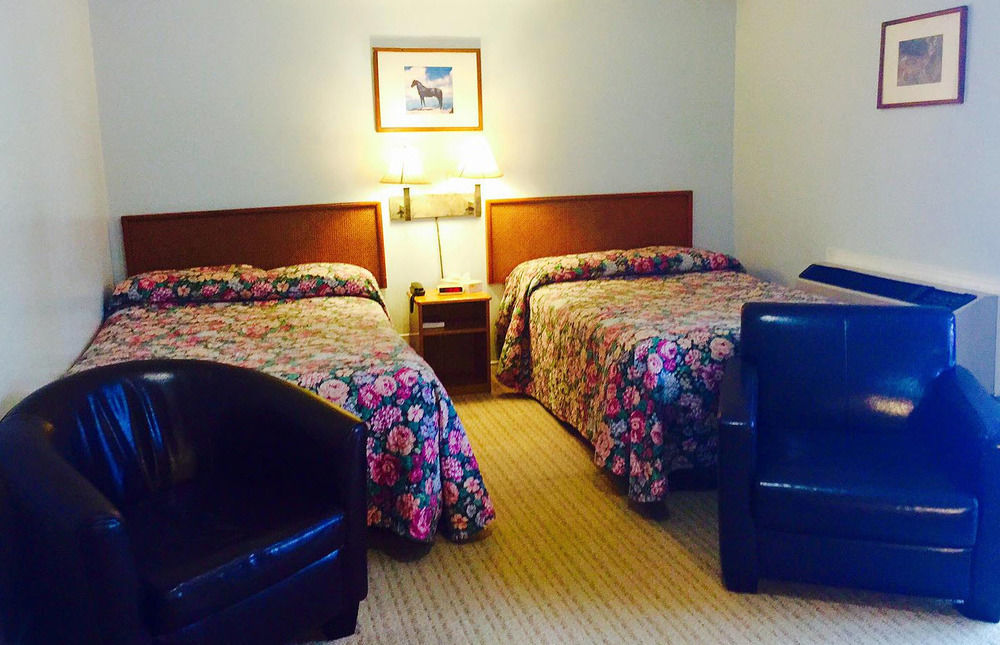 Clothier Mills Inn Kemptville Екстер'єр фото